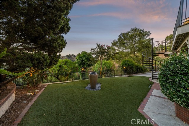23511 Mirage Lane, Diamond Bar CA: https://media.crmls.org/medias/afceb02b-093e-4e8c-affd-27086fae9e25.jpg