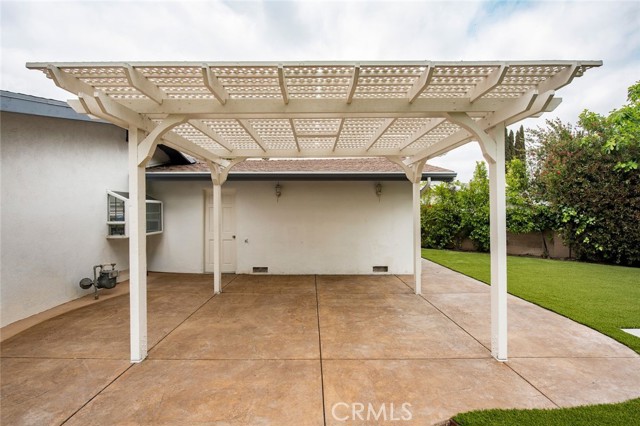 Detail Gallery Image 35 of 37 For 20546 Miranda Pl, Woodland Hills,  CA 91367 - 3 Beds | 2 Baths