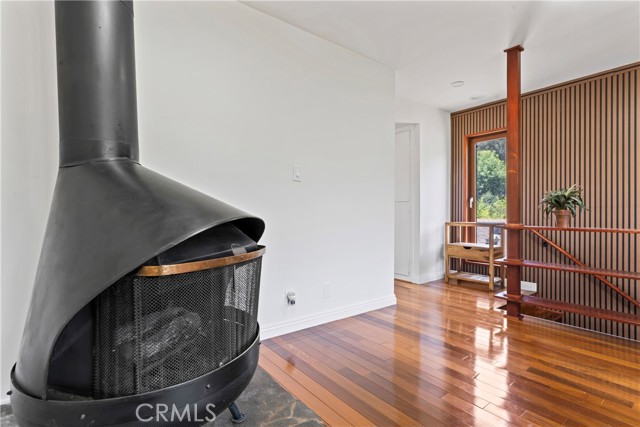 Detail Gallery Image 23 of 42 For 2820 Oak Point Dr, Los Angeles,  CA 90068 - 2 Beds | 1/1 Baths