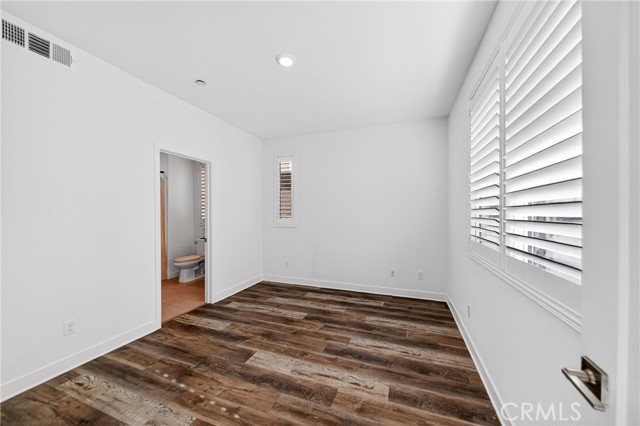 Detail Gallery Image 7 of 34 For 1884 S Westside, Anaheim,  CA 92805 - 4 Beds | 3/1 Baths