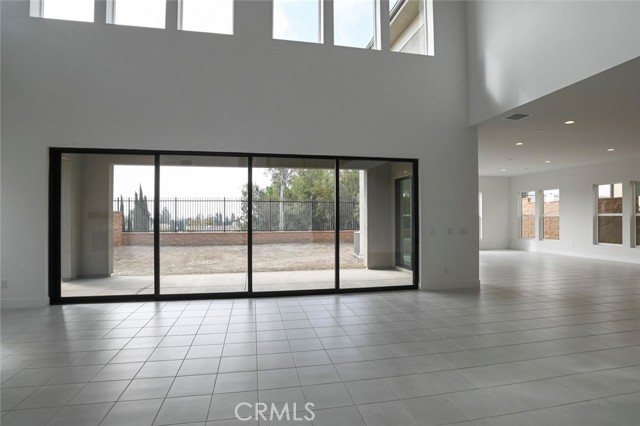 Detail Gallery Image 9 of 65 For 20552 Edgewood Ct, Chatsworth,  CA 91311 - 5 Beds | 5/1 Baths