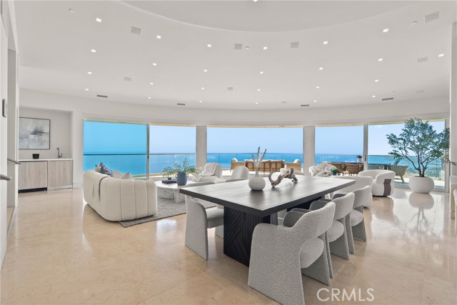 900 Gainsborough Drive, Laguna Beach CA: https://media.crmls.org/medias/afd03d34-6be6-4ca0-b6e8-2a7ab37e541e.jpg