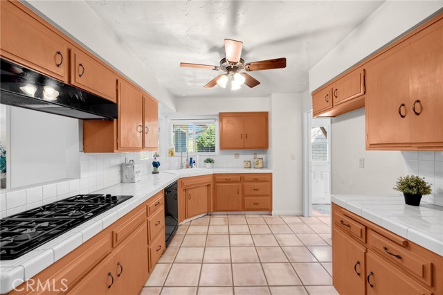 4292 Eureka Avenue, Yorba Linda CA: https://media.crmls.org/medias/afd1404f-574f-472d-821b-e8f1c21c68d8.jpg
