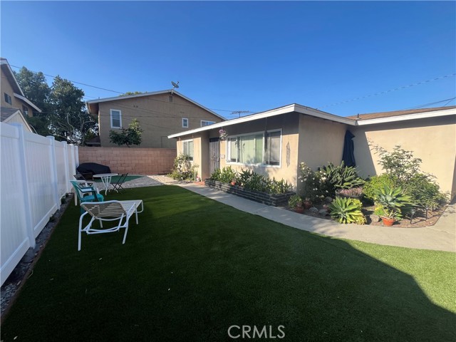 10842 Pine Street, Los Alamitos CA: https://media.crmls.org/medias/afd1a55e-abc0-415b-878c-7306b2be6320.jpg