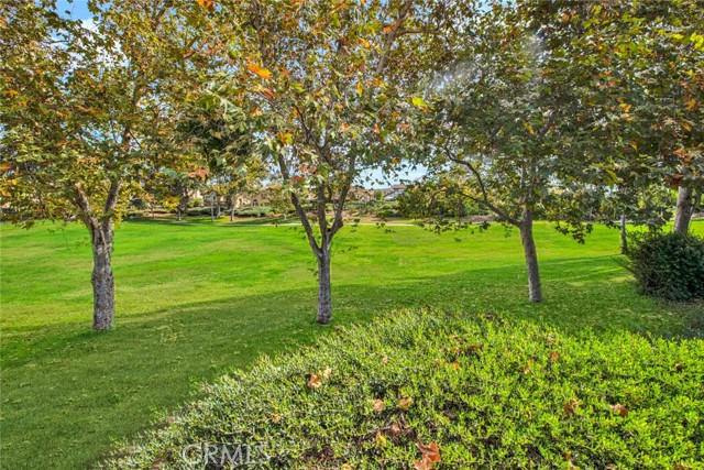 Detail Gallery Image 4 of 75 For 38 Regato, Rancho Santa Margarita,  CA 92688 - 3 Beds | 2/1 Baths