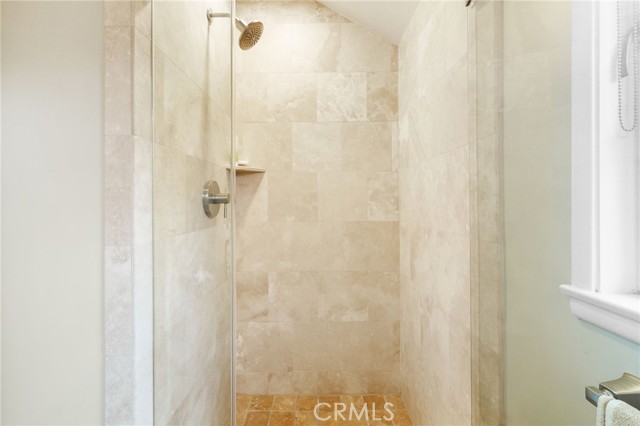 Detail Gallery Image 27 of 55 For 14060 Chandler Bld, Sherman Oaks,  CA 91401 - 3 Beds | 2 Baths