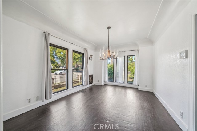 3098 N Arrowhead Avenue, San Bernardino CA: https://media.crmls.org/medias/afd2a23a-693f-49f3-bc0c-f0c3d0efe7ad.jpg