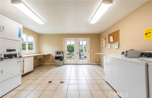 lcondos for sale near me under $400k