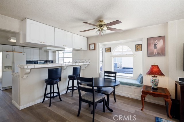 18218 Mansel Avenue, Redondo Beach, California 90278, 2 Bedrooms Bedrooms, ,2 BathroomsBathrooms,Residential,Sold,Mansel,SB22129835