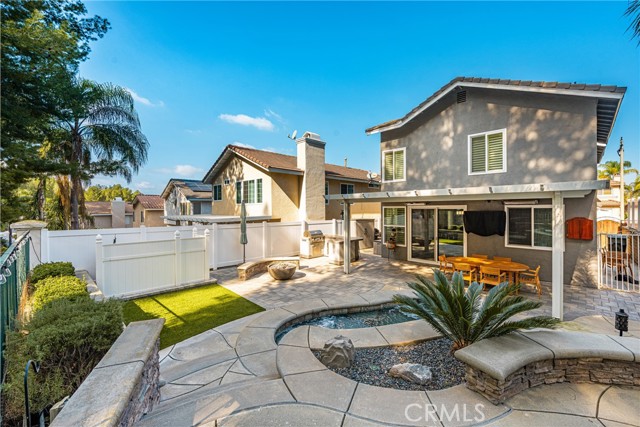 Detail Gallery Image 11 of 32 For 995 S Silver Star Way, Anaheim,  CA 92808 - 3 Beds | 2/1 Baths