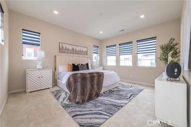 Detail Gallery Image 15 of 34 For 199 Frame, Irvine,  CA 92618 - 3 Beds | 2 Baths