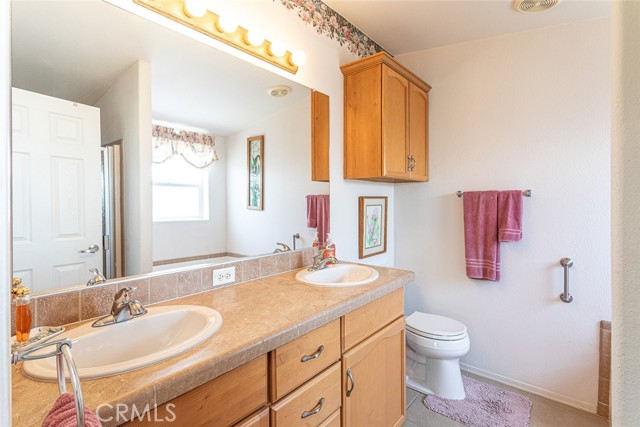 Detail Gallery Image 13 of 39 For 38247 via La Colina, Murrieta,  CA 92563 - 4 Beds | 2 Baths