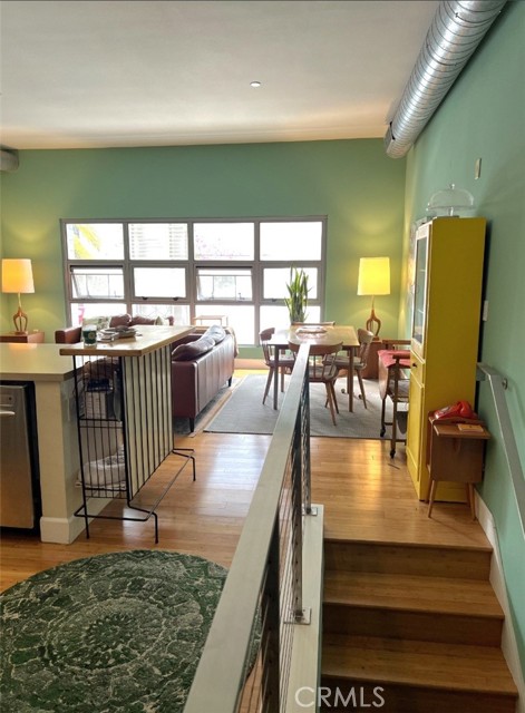 Detail Gallery Image 8 of 23 For 133 the Promenade #103,  Long Beach,  CA 90802 - 2 Beds | 2/1 Baths