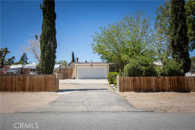 Detail Gallery Image 5 of 48 For 11032 Victor Ave, Hesperia,  CA 92345 - 3 Beds | 1 Baths