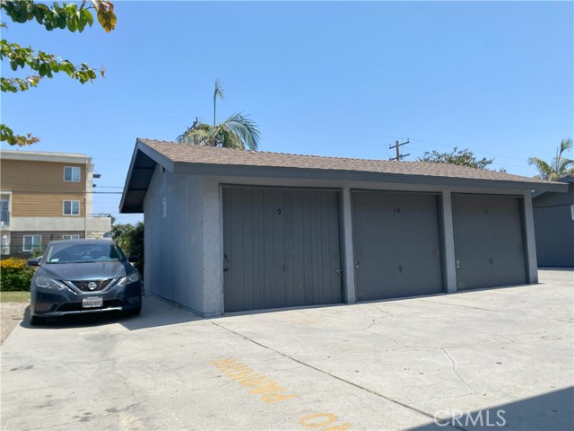 3750 Franklin Avenue, Fullerton CA: https://media.crmls.org/medias/afd7c7d6-9bec-4bab-a803-015d5e4c657f.jpg