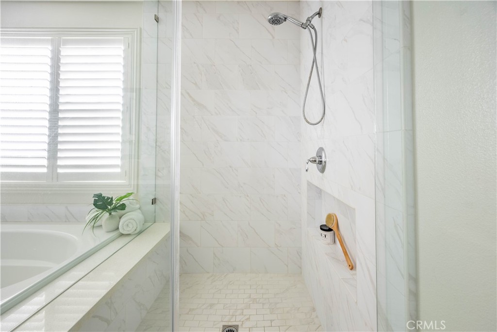 MLS #OC25131241 image #49