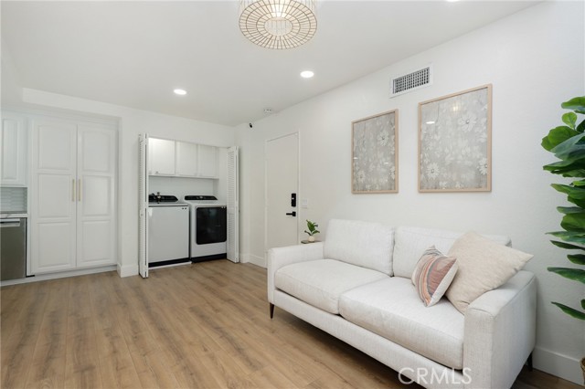 Detail Gallery Image 17 of 34 For 2332 Aspen St, Tustin,  CA 92782 - 3 Beds | 2/1 Baths