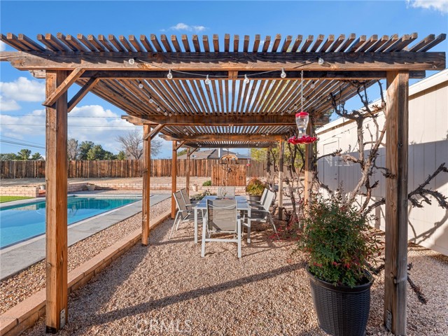 Detail Gallery Image 52 of 62 For 19544 Oneida, Apple Valley,  CA 92307 - 4 Beds | 3 Baths