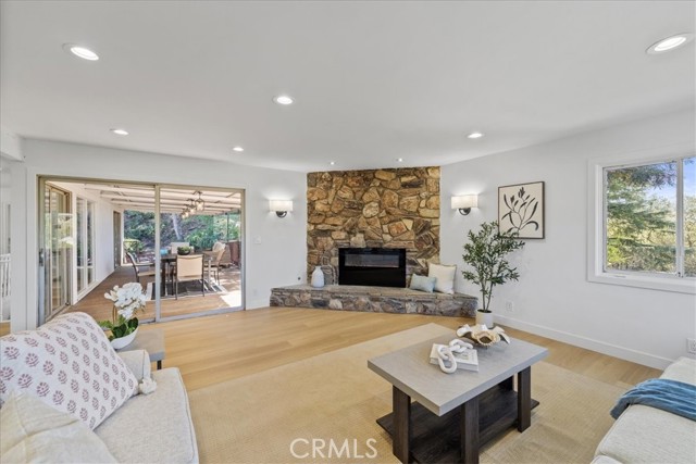 Detail Gallery Image 16 of 60 For 5338 Waldo, Los Angeles,  CA 90041 - 3 Beds | 2 Baths