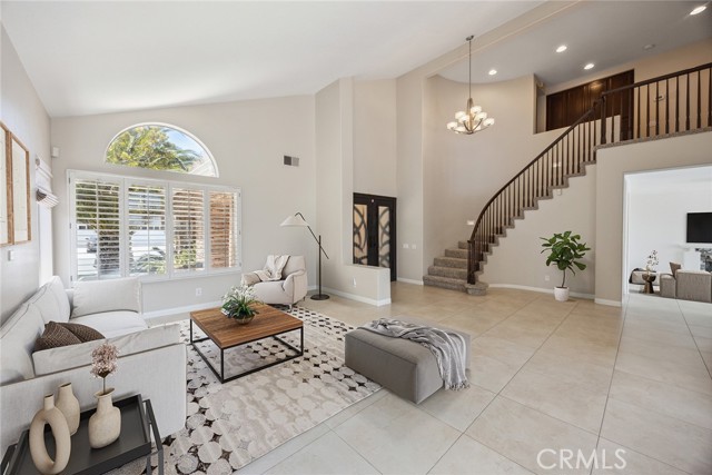 1262 S Night Star Way, Anaheim Hills CA: https://media.crmls.org/medias/afdbc544-02dd-4707-9d90-8452979de77a.jpg