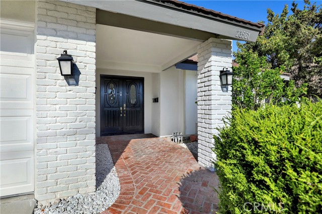 Detail Gallery Image 3 of 25 For 23561 Duryea Dr, Lake Forest,  CA 92630 - 5 Beds | 3 Baths