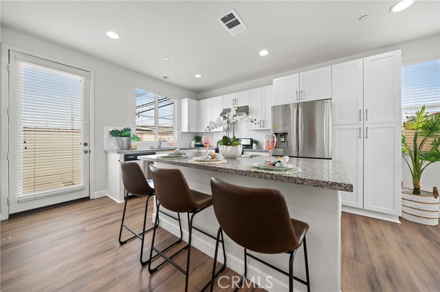 Detail Gallery Image 9 of 43 For 19720 Calle Nogal, Walnut,  CA 91789 - 4 Beds | 4 Baths