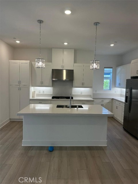 Detail Gallery Image 5 of 25 For 512 Neilson, Irvine,  CA 92618 - 3 Beds | 2 Baths