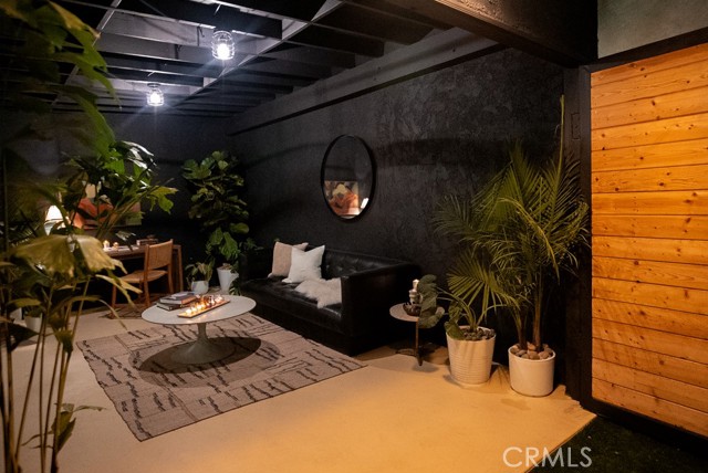 1215 N Avenue 56, Los Angeles CA: https://media.crmls.org/medias/afdc8cb3-6529-41da-97bd-31ebeb7cd202.jpg
