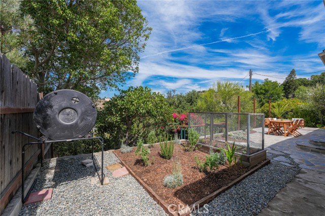 Detail Gallery Image 37 of 50 For 1901 Phillips Way, Los Angeles,  CA 90042 - 2 Beds | 1 Baths