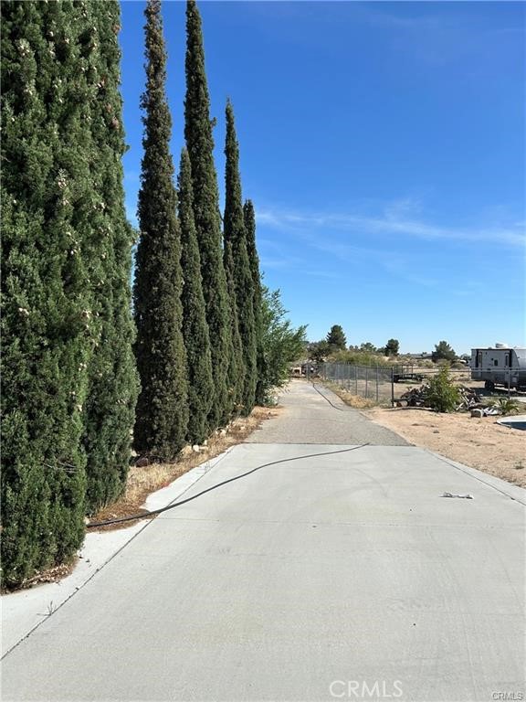 16792 Nisqualli Road, Victorville, California 92395, 2 Bedrooms Bedrooms, ,1 BathroomBathrooms,Residential Lease,For Rent,16792 Nisqualli Road,CRHD25156748