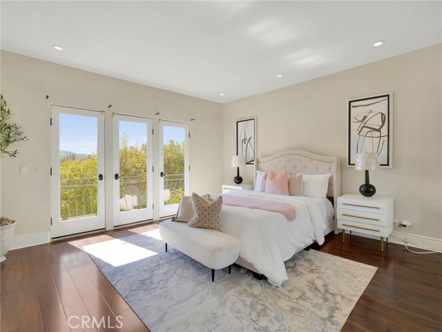 Detail Gallery Image 30 of 60 For 4862 Galendo St, Woodland Hills,  CA 91364 - 6 Beds | 6 Baths