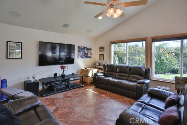 Detail Gallery Image 42 of 55 For 10442 Russell Ave, Garden Grove,  CA 92843 - 3 Beds | 2 Baths