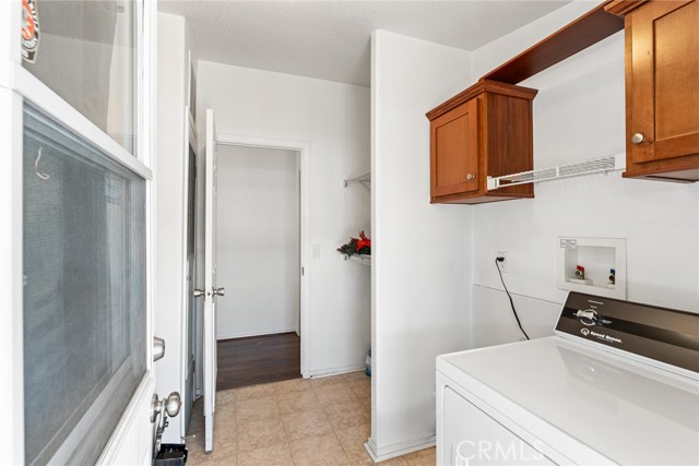 44725 E Florida Avenue, Hemet CA: https://media.crmls.org/medias/afe1bdd8-6080-4e92-be9b-c4bb0d9173eb.jpg