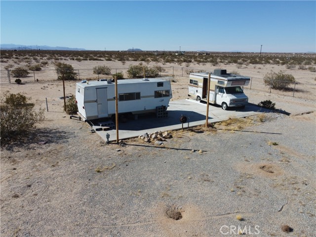 Detail Gallery Image 2 of 20 For 1188 Mile Square Rd, Joshua Tree,  CA 92252 - – Beds | – Baths