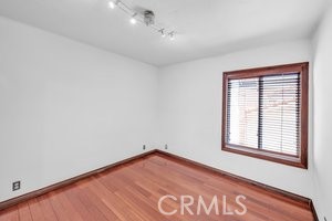 Afe2573b 8f15 422a 821f E2e8724f64dd