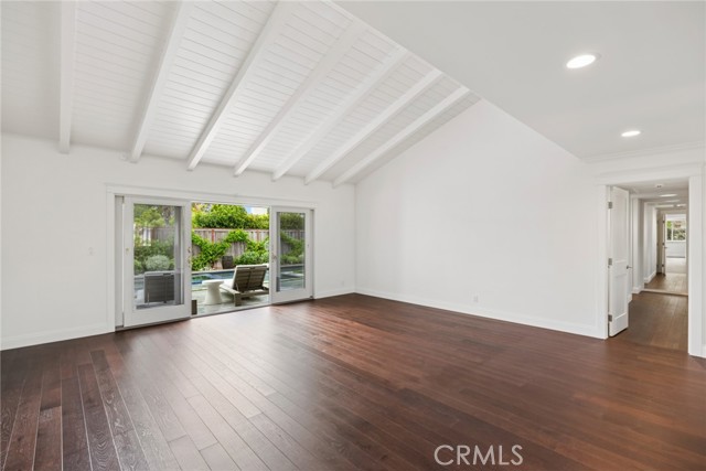 Detail Gallery Image 13 of 32 For 1915 Windward Ln, Newport Beach,  CA 92660 - 5 Beds | 3/1 Baths