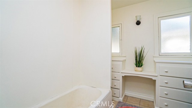 Detail Gallery Image 25 of 55 For 507 E J St, Ontario,  CA 91764 - 3 Beds | 2 Baths