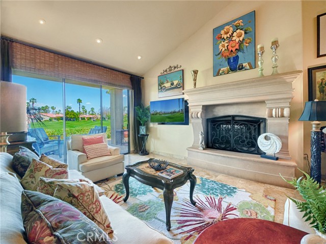 Image 27 for 76458   Violet CIR