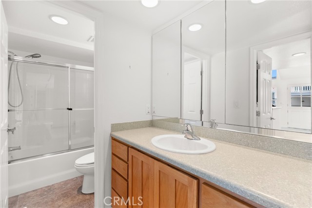 45 Drake Street, Newport Beach CA: https://media.crmls.org/medias/afe4fa55-9e98-4cd5-8304-6255da57eff5.jpg
