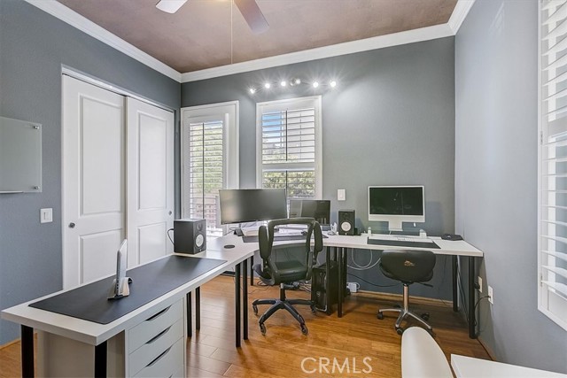 Afe61d1a Effb 47af 8462 A490288ad213