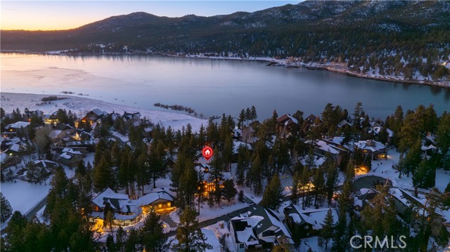 Detail Gallery Image 2 of 50 For 42028 Sky View, Big Bear Lake,  CA 92315 - 7 Beds | 5/1 Baths