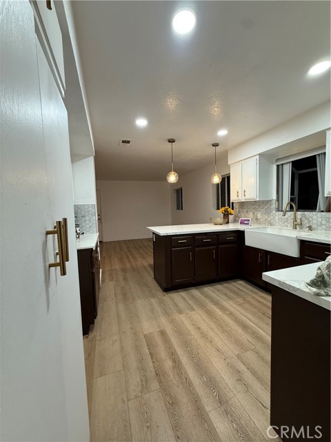 Detail Gallery Image 5 of 27 For 16001 S Vermont #60,  Gardena,  CA 90247 - 3 Beds | 3 Baths