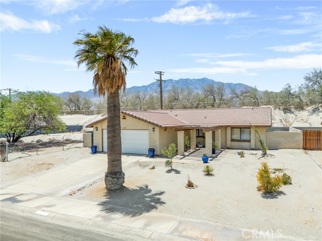 27525 Ventura Drive, Cathedral City CA: https://media.crmls.org/medias/afe6e0c8-8b3d-4d82-ba68-74319ae3e496.jpg