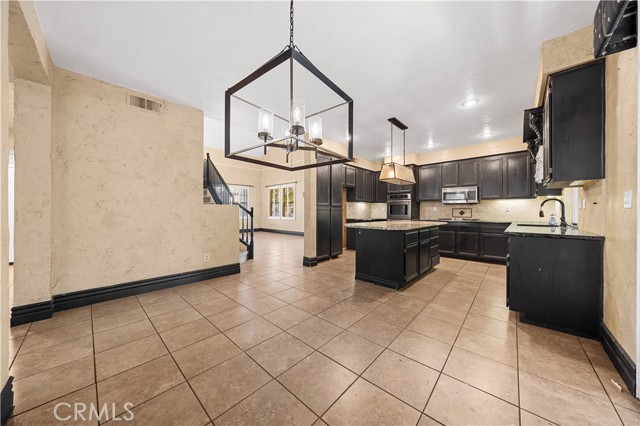 Detail Gallery Image 12 of 46 For 11362 Windhaven Ct, Rancho Cucamonga,  CA 91701 - 4 Beds | 3 Baths