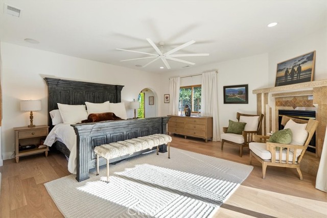 Image 22 of 73 For 6275 Twin Canyon