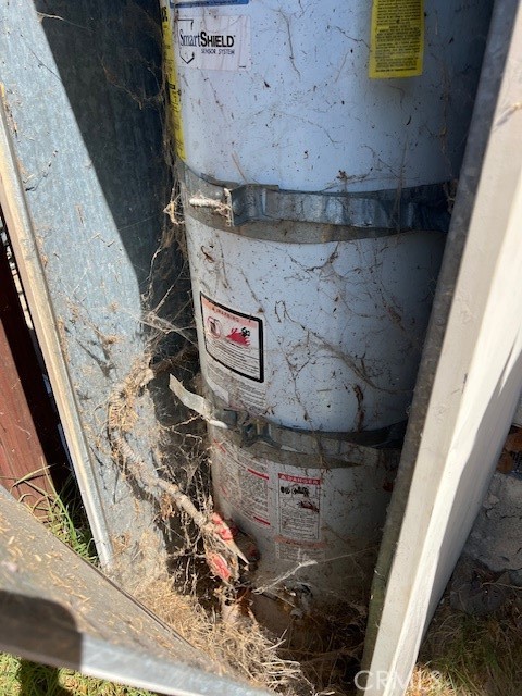 401 S Cherrywood Street, West Covina CA: https://media.crmls.org/medias/afe8cc46-6fe9-496f-842d-e06d9ba6fafd.jpg