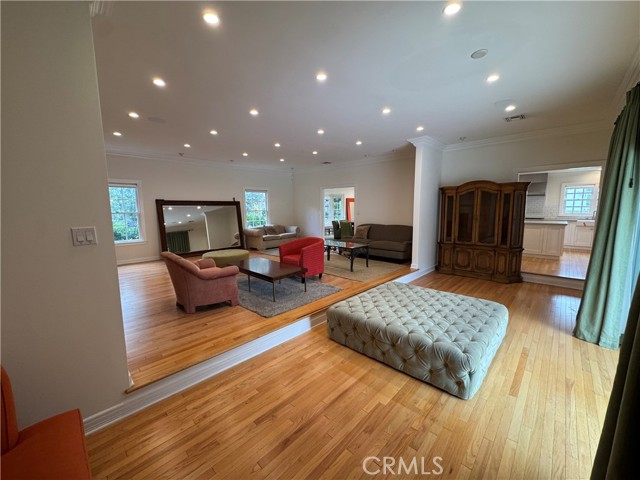 Detail Gallery Image 12 of 40 For 4455 California, Long Beach,  CA 90807 - 4 Beds | 3 Baths