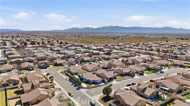 Detail Gallery Image 3 of 27 For 11767 Highgrove Ct, Adelanto,  CA 92301 - 3 Beds | 2 Baths