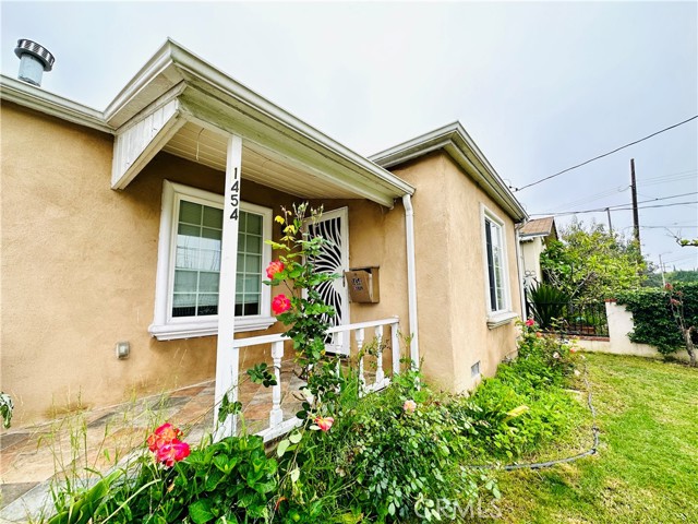 Detail Gallery Image 1 of 9 For 1454 W 218th St, Torrance,  CA 90501 - 3 Beds | 2 Baths