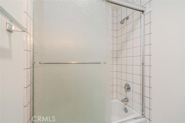 221 17th, Manhattan Beach, California 90266, 5 Bedrooms Bedrooms, ,6 BathroomsBathrooms,Residential,For Sale,17th,SR26091960